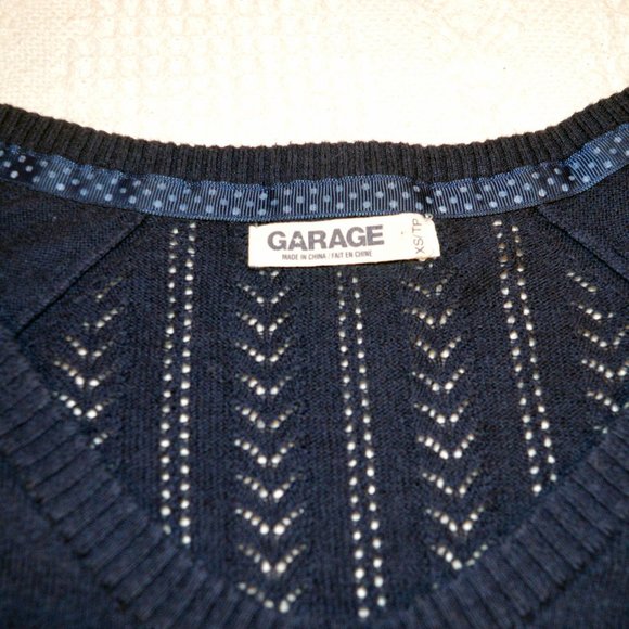 3/$15 🌺 Garage Navy Blue Cardigan - Picture 11 of 16
